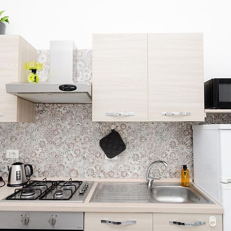 Vivimihome - Crespi House A 3 Minuti Dalla Metro Milan Exterior photo