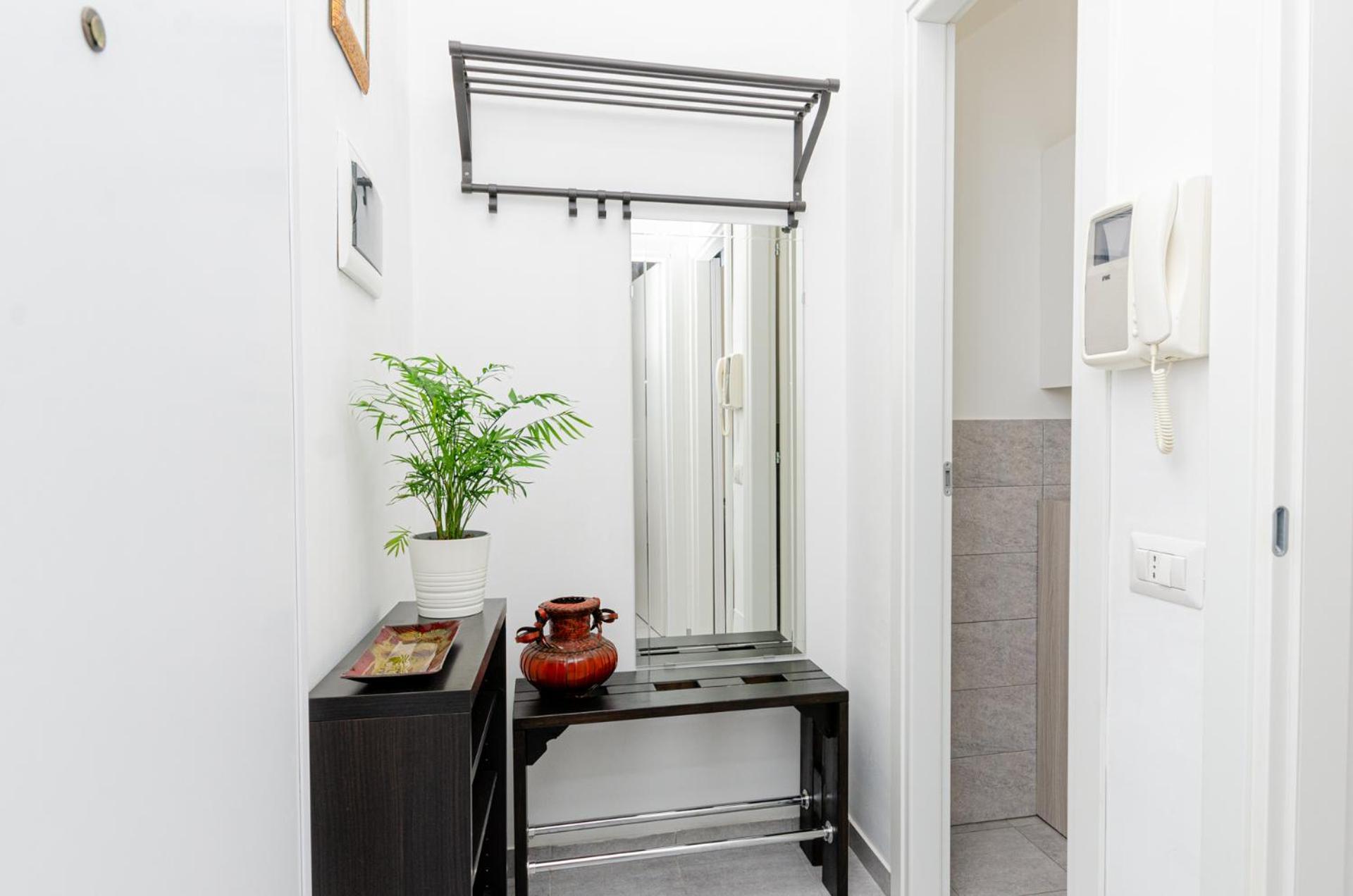 Vivimihome - Crespi House A 3 Minuti Dalla Metro Milan Exterior photo